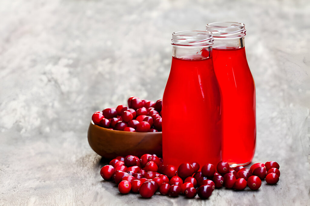 Organic cranberry juice for fitness